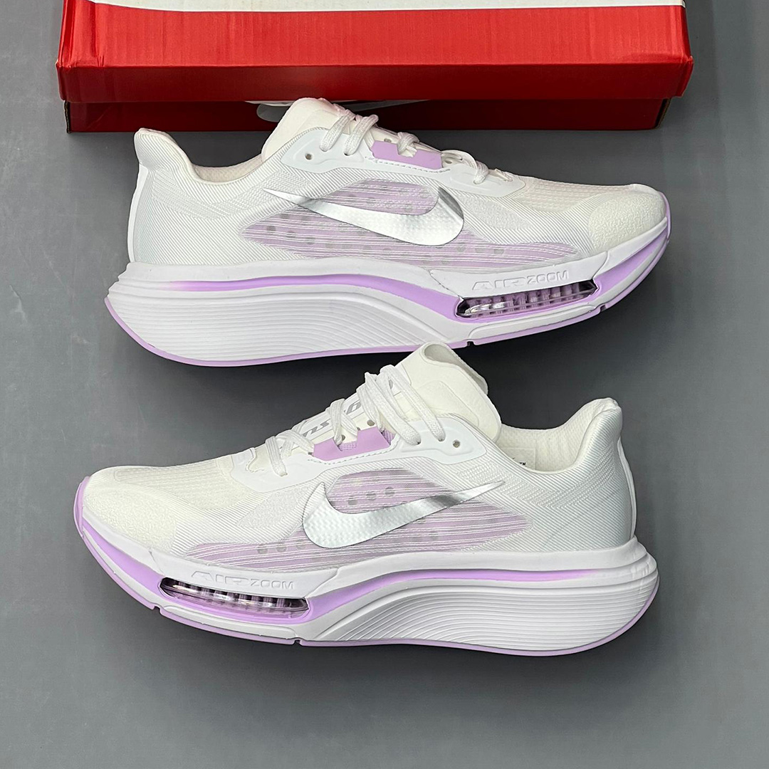 نایک پگاسوس پلاس سفید یاسی نقره‌ای Nike Pegasus Plus 2