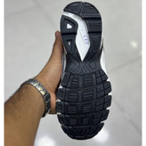 نایک اینیشیتور نقرهای خاکستری Nike Initiator Silver Grey