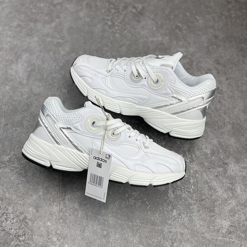 آدیداس آستیر سفید adidas Astir