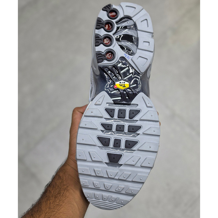 نایک تی ان ایرمکس پلاس طوسی Nike TN Air Max Plus