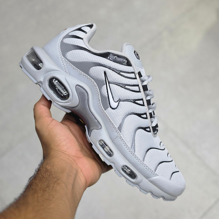 نایک تی ان ایرمکس پلاس طوسی Nike TN Air Max Plus