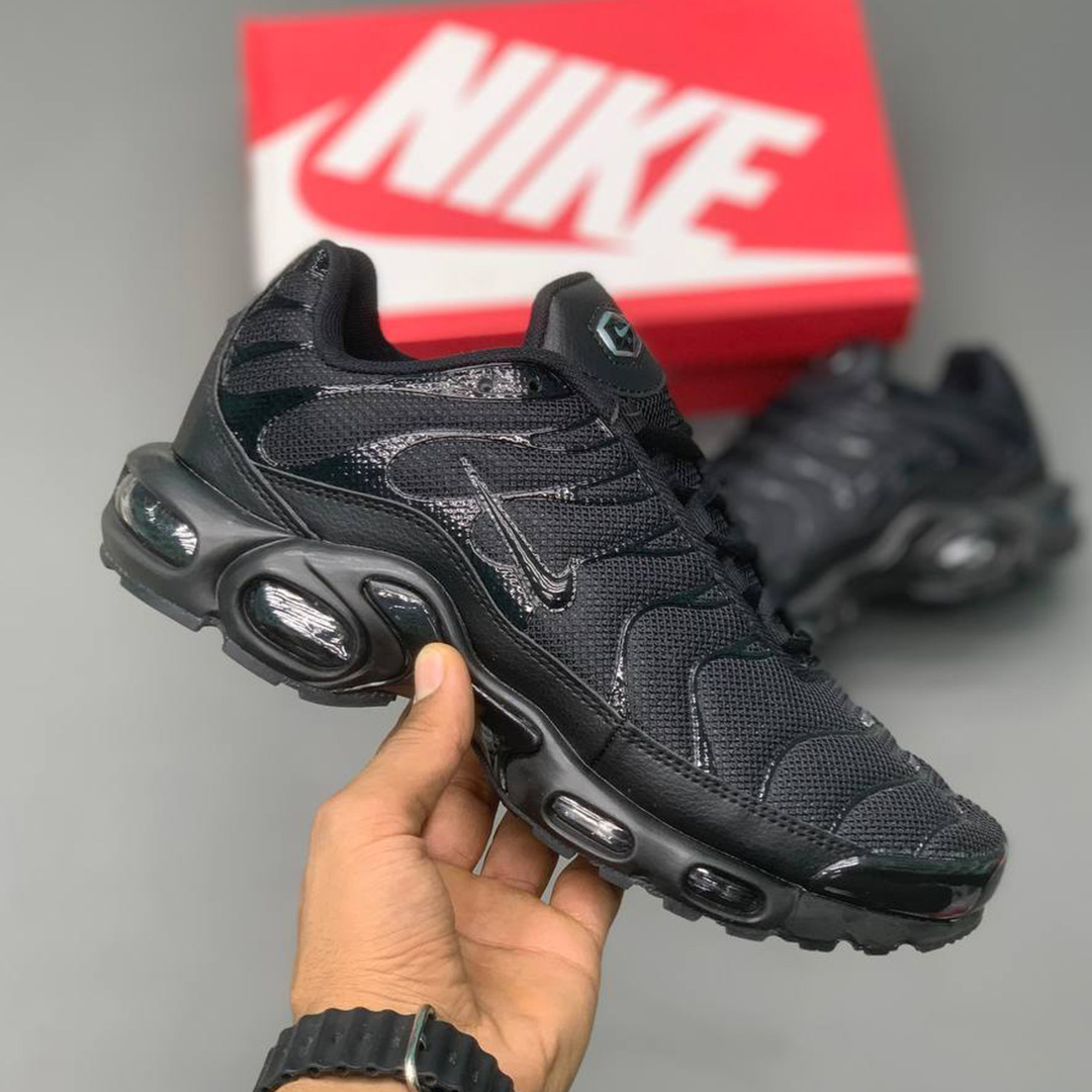 نایک تی ان ایرمکس پلاس مشکی Nike TN Air Max Plus
