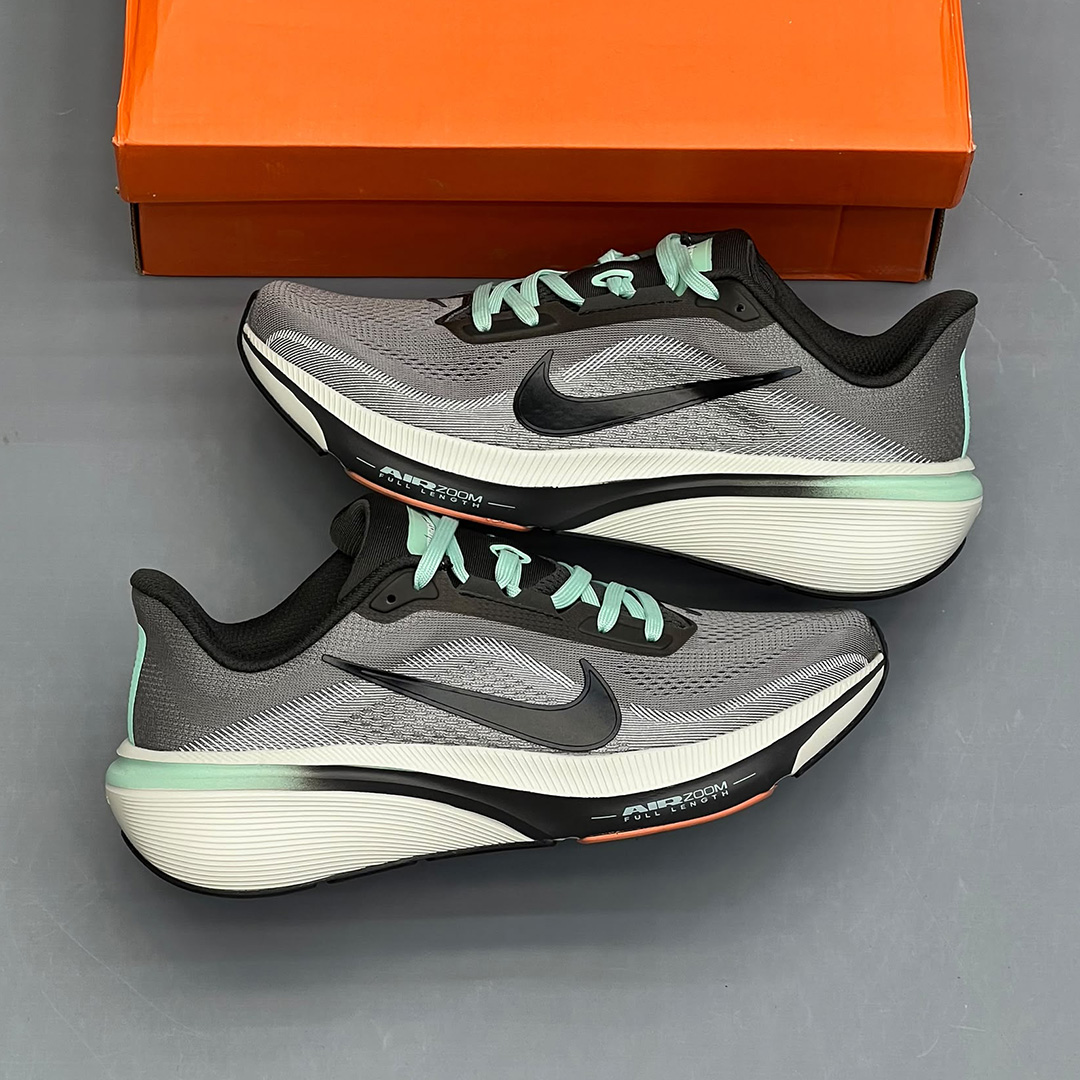 نایک ایر زوم پگاسوس خاکستری مشکی سبز نعنایی Nike Air Zoom Pegasus 42