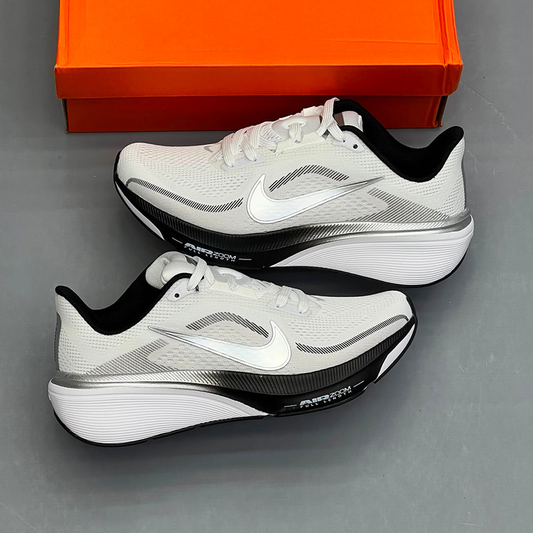 نایک ایر زوم پگاسوس سفید سیلور مشکی Nike Air Zoom Pegasus 42